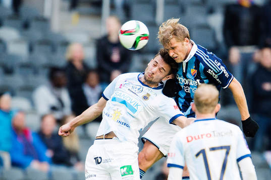 Gefles Dardan Mustafa och Djurgårdens Sebastian Andersson