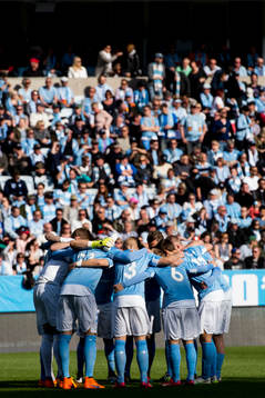Malmö FFs spelare samlas