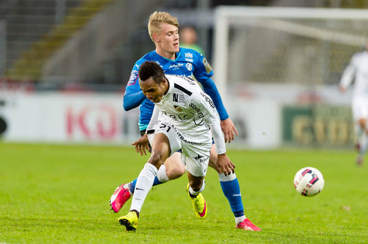 Halmstads Eric Smith och Häckens Nasiru Mohammed