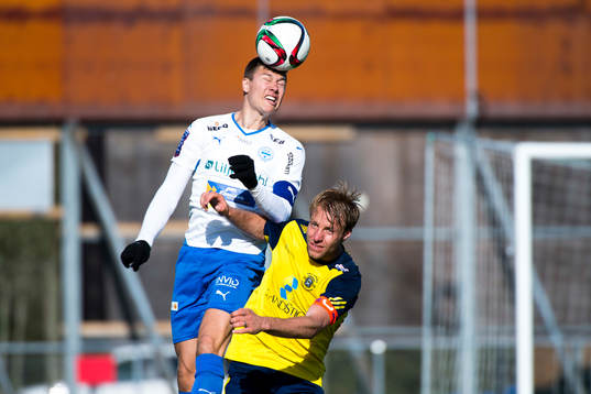Värnamos Martin Claesson nickar