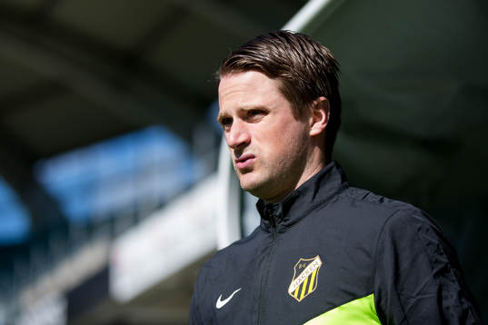 Häckens Gunnar Heidar Thorvaldsson kliver in på Gamla