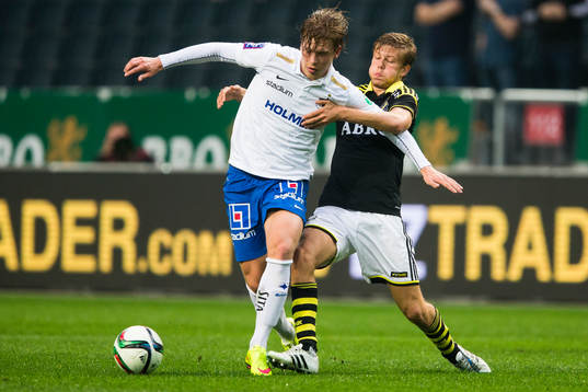 s Niclas Eliasson under fotbollsmatchen i Allsvenskan mellan AIK och Norrköping den 10 maj 2015 i Stockholm. 