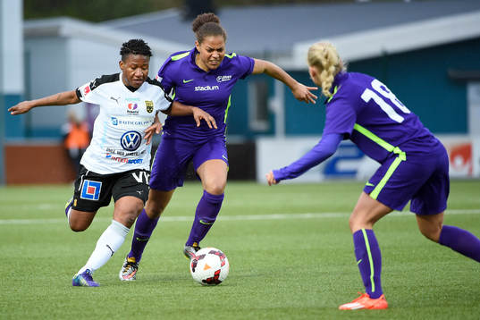 Umeås Rita Chikwelu och Jitex Roosa Funmilayo Ariyo