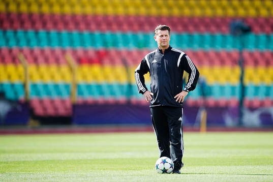 Frankfurts tränare Colin Bell