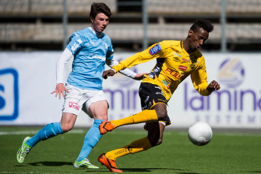 Elfsborgs Abdisalan Hassan-Ibrahim och Malmö FFs Felix Konstandeliasz