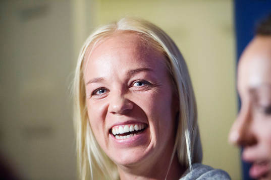 s Caroline Seger under en presskonferens där PSG:s nya sponsor presenteras den 19 maj 2015 i Stockholm.