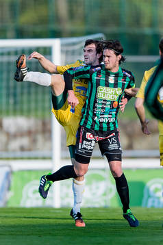 Ljungskiles Aleksandar Kitic och Varbergs Robin Tranberg