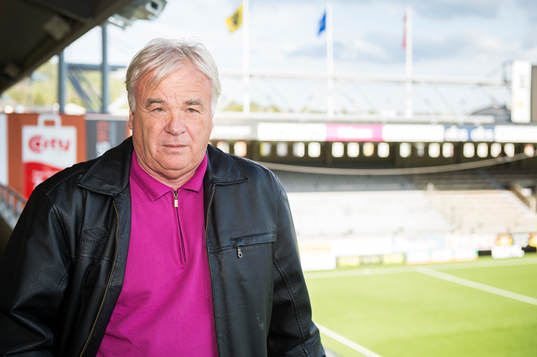 Reine Almqvist Elfsborgs blivande assisterande tränare på läktaren