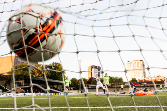Rosengårds Ramona Bachmann gör 4-0 bakom Kristianstads