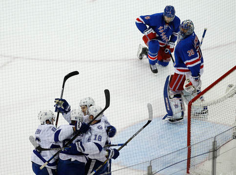 New York Rangers goalie Henrik Lundqvist (R) and Kevin