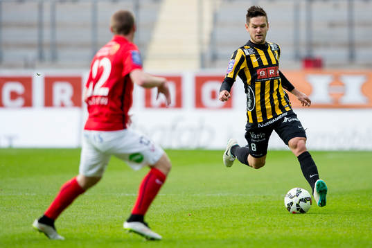 Häckens Ivo Pekalski mot Falkenbergs Christoffer Carlsson
