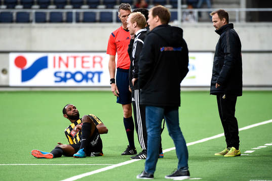 Häckens René Makondele har gått i backen