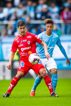 Åtvidabergs Mauricio Albornoz och Malmö FFs Tobias Sana