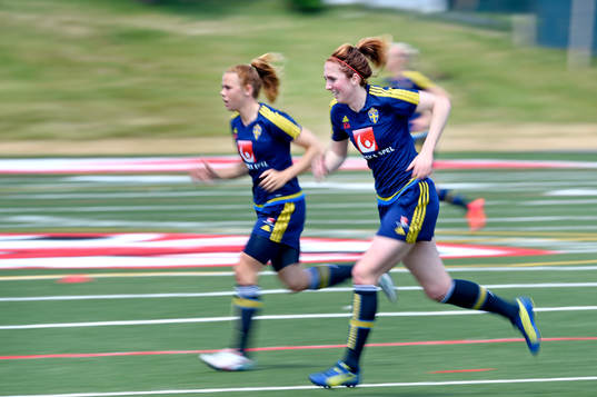 Sveriges Jessica Samuelsson och Marina Pettersson Engström