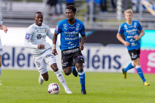 Sundsvalls Pa Amat Dibba och Halmstads King Osei Gyan
