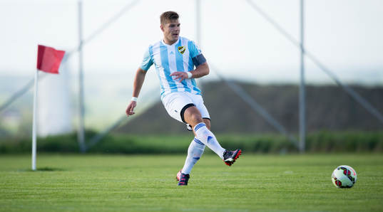 IFK Hässleholms Pontus Björnsson i matchen i division 2