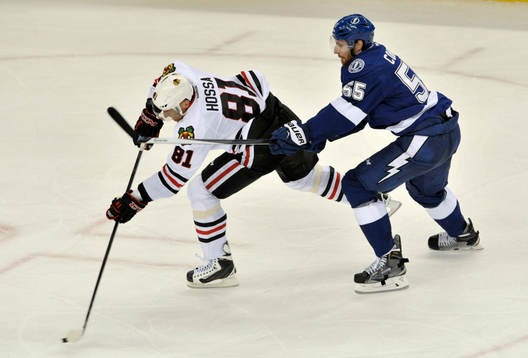 The Blackhawks' Marian Hossa (81) shoots