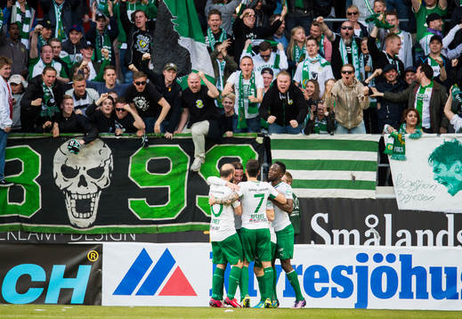 Hammarbys Linus Hallenius jublar