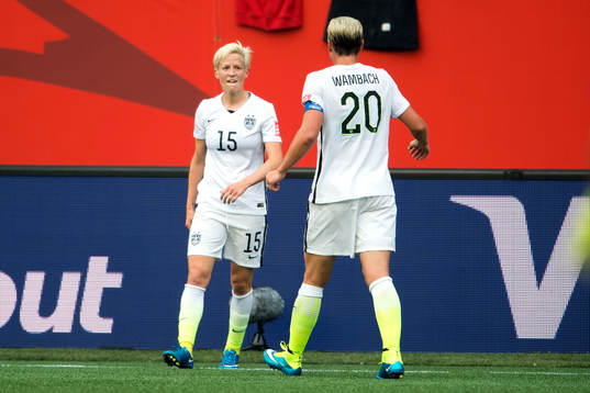 s Megan Rapione jublar efter 3-1 under fotbollsmatchen i VM mellan USA och Australien den 8 juni 2015 i Winnipeg.
