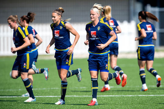 Sveriges Emma Berglund, Charlotte Rohlin och Nilla Fischer