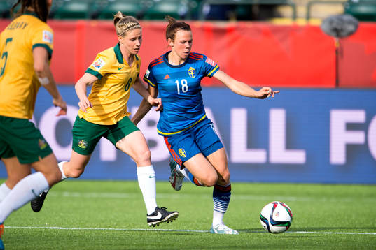 Australiens Elise Kellond-Knight och Sveriges Jessica