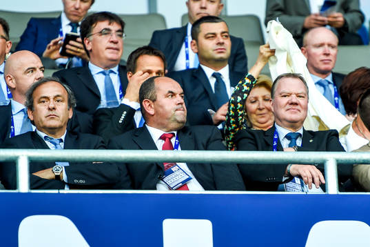 Uefas ordförande Michel Platini, tv, och Karl-Erik