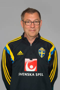 Hans Wildow, tränare i P17/98-landslaget, poserar för ett porträtt den 7 juli 2015 i Stockholm.
