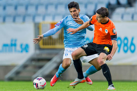 Malmö FFs Mahmut Özen i kamp