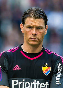 Djurgårdens målvakt Kenneth Høie innan fotbollsmatchen i