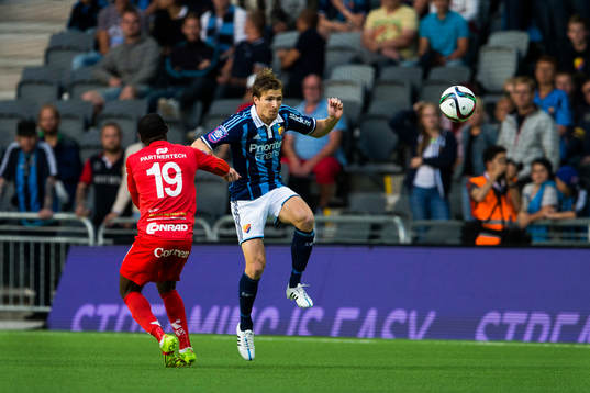 Åtvidabergs John Owoeri och Djurgårdens Jesper Arvidsson