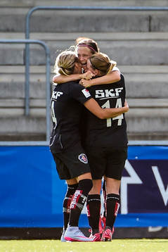 Göteborgs Marlene Sjöberg firar