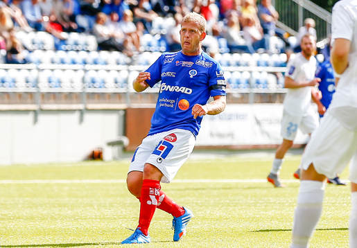 Åtvidabergs Kristian Bergström  gör 1-0