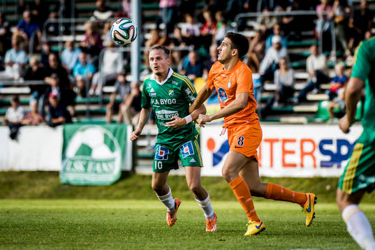 Ljungskiles Jonas Lindberg och Athletics Haris Cirak 