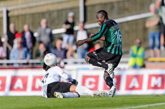 Varbergs Nsima Peter gör 3-0