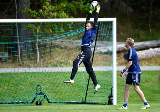 IFK Göteborgs målvakt John Alvbåge och målvakt Marcus