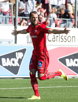 Norrköpings Emir Kujovic jublar efter mål 1-3