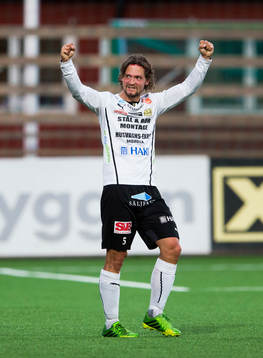 Mjällbys William Leandersson jublar