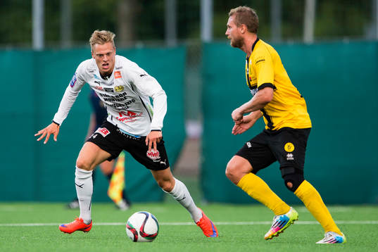 Mjällbys Mattias Håkansson och Frej Täbys Richard Spong