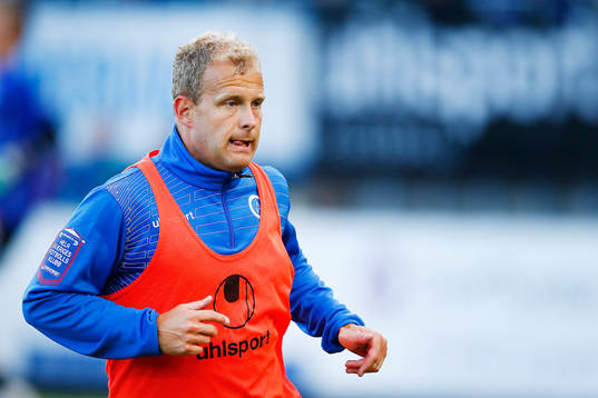 Åtvidabergs  Kristian Bergström värmer upp