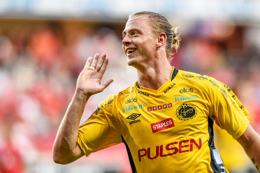 Elfsborgs Simon Hedlund firar 0-3 målet