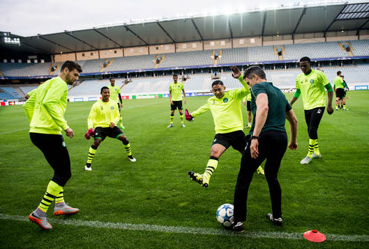 Celtics Nadir Ciftci, Saidy Janko, Emilio Izaguirre och Dedryck Boyata