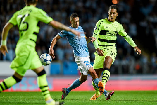 Malmö FFs Nikola Djurjic  och Celtics Virgil van Dijk