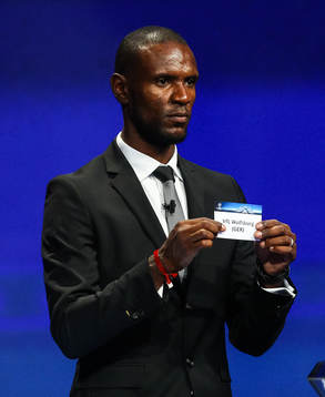 Wolfsburg dras av Éric Abidal