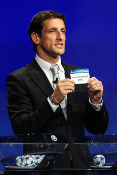 Manchester City dras av Juliano Belletti