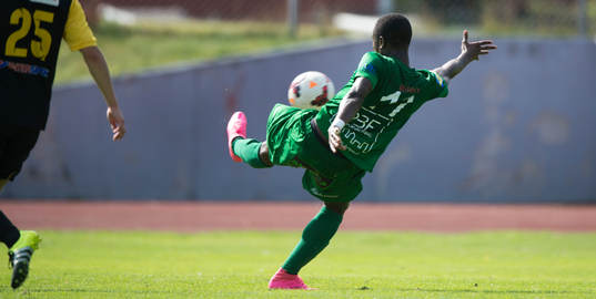 Prespas 2-målsskytt Sadat Karim gör 1-0 i matchen i