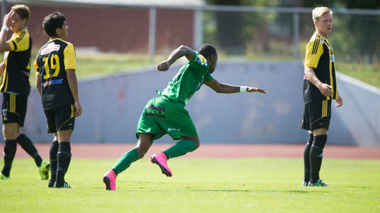 Prespas 2-målsskytt Sadat Karim gör 1-0 i matchen i