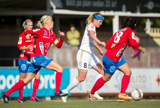 Rosengårds Kirsten Van De Ven och Örebros Elin Magnusson