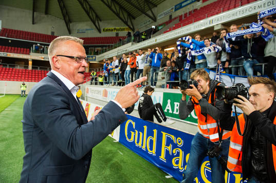 Norrköpings tränare Jan Andersson jublar 