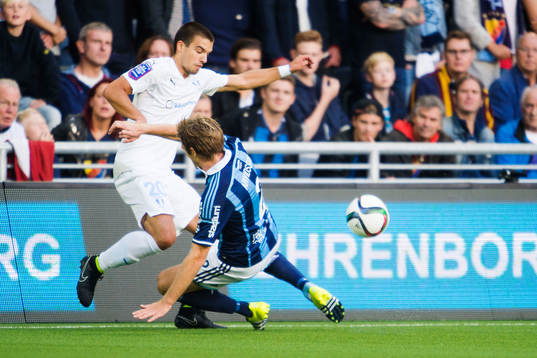 Malmös Vladimir Rodic och Djurgårdens Jesper Arvidsson