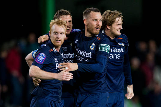 Utsiktens Robin Jonsson, Olof Svensson, Anders Mogren och Peter Nilsson jublar
